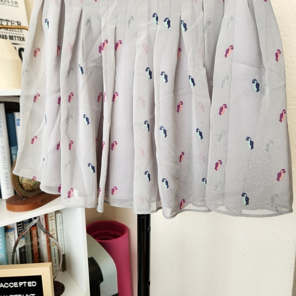 BCBGeneration Moonstone Chiffon Pleated Bird Print Skirt - Picture 2 of 4
